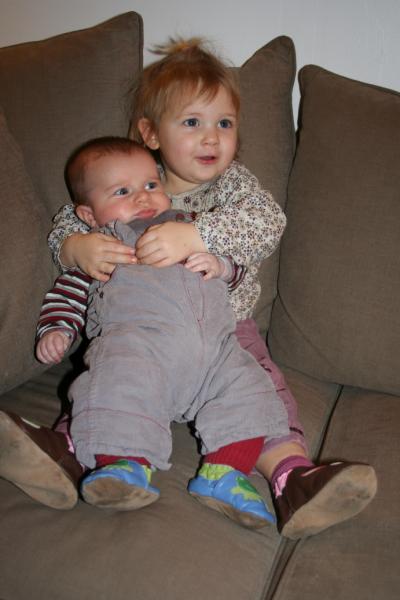 Ma�wenn, future grande soeur, s'entra�ne!