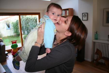 Mais qu'est-ce qu'elle fait...???