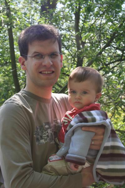 Promenade au zoo : Gaspard est fatigu�.