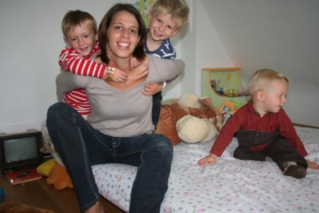 Deux loustics sur le dos